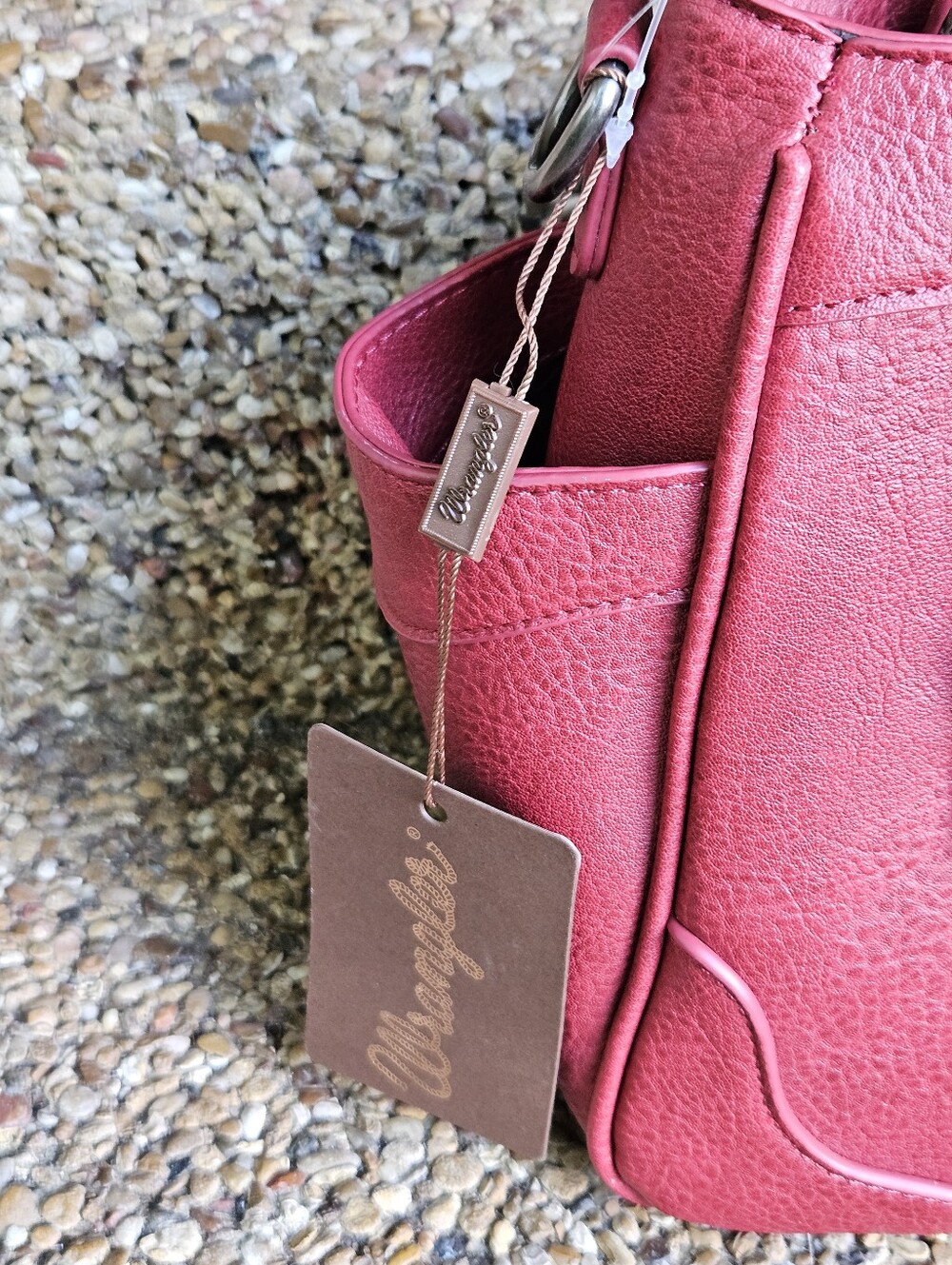 Wrangler Red Leather Satchel/Crossbody Handbag. - Picture 4 of 9